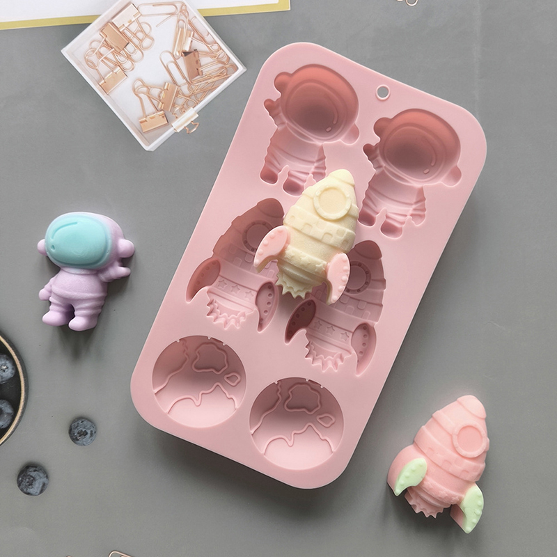 6-hole Cartoon Astronaut Rocke - Candle Making Jelly บทวิจารณ์และราคา